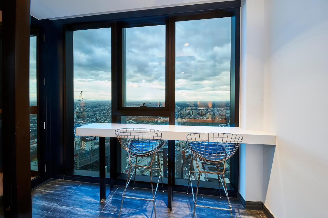 Mega Style Apartments Victoria One Melbourne Bagian luar foto
